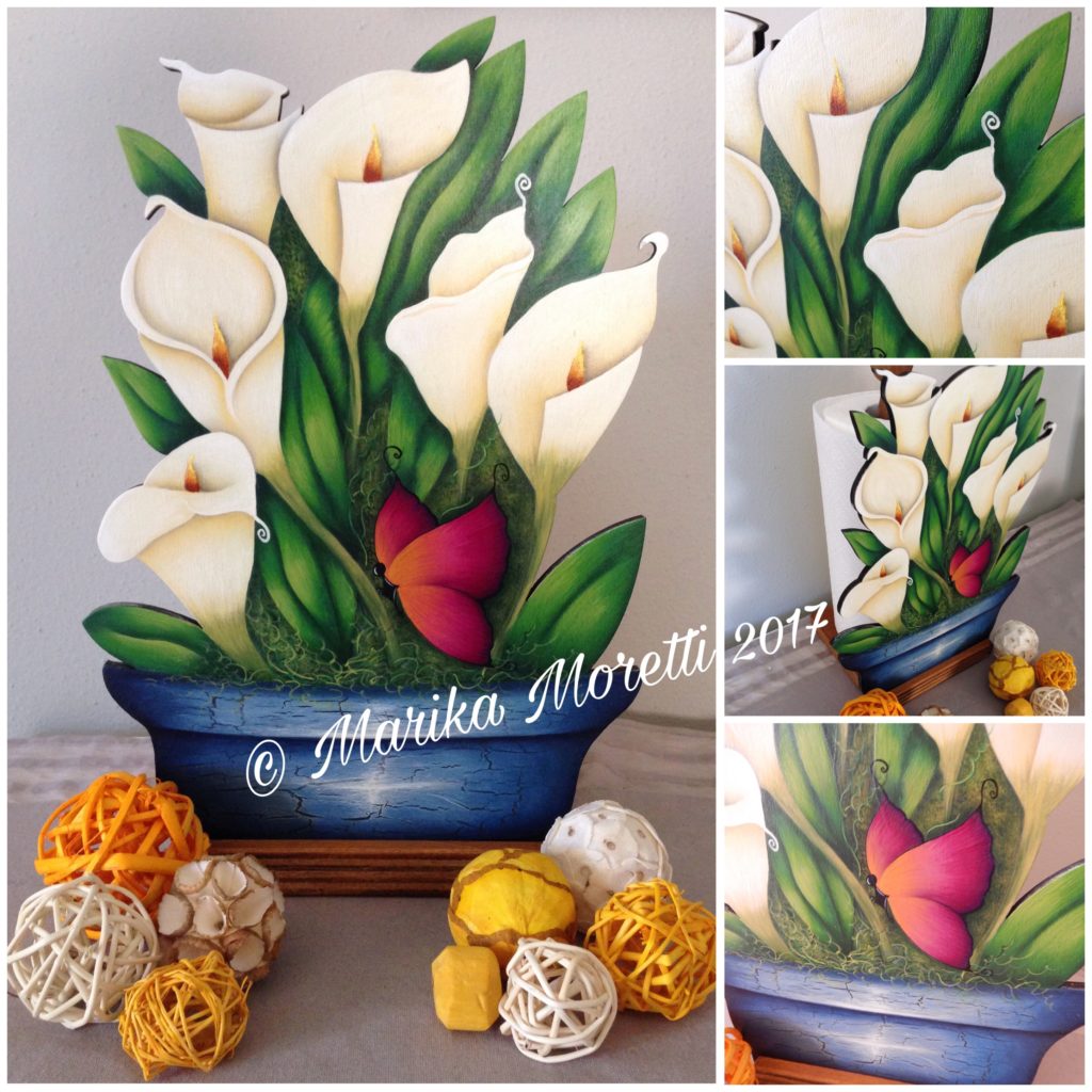 Decorative Painting: flower decoration for a paper towel holder to decorate your kitchen